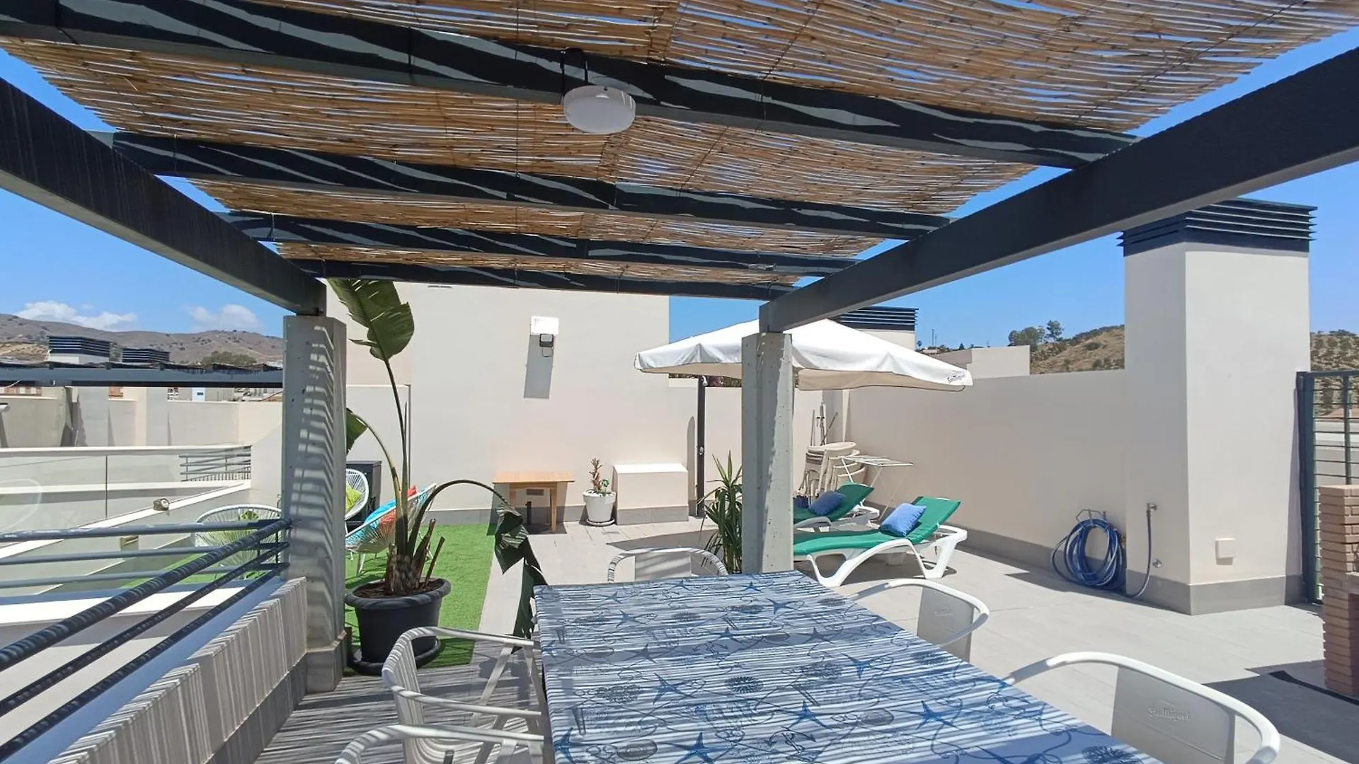 Atico En Benajarafe Apartment